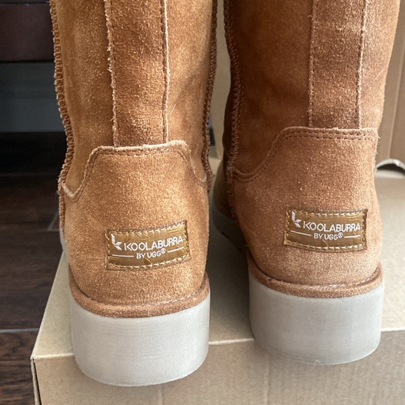 NWOT Koolaburra/UGG light brown suede boots, size 7. Bought at Nordstrom 11/23. - Picture 3 of 9